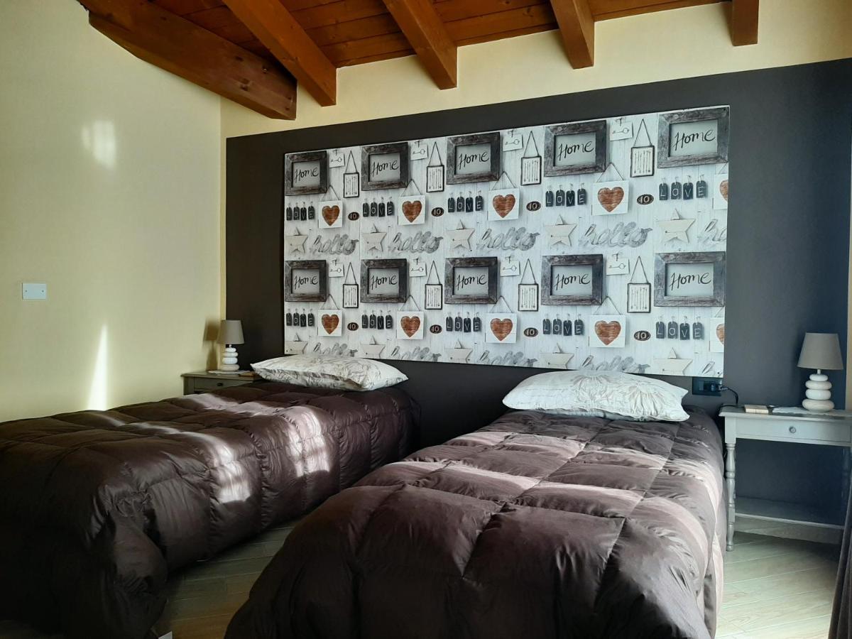 B & B La Casa Di Nuvola Cantù Rum bild